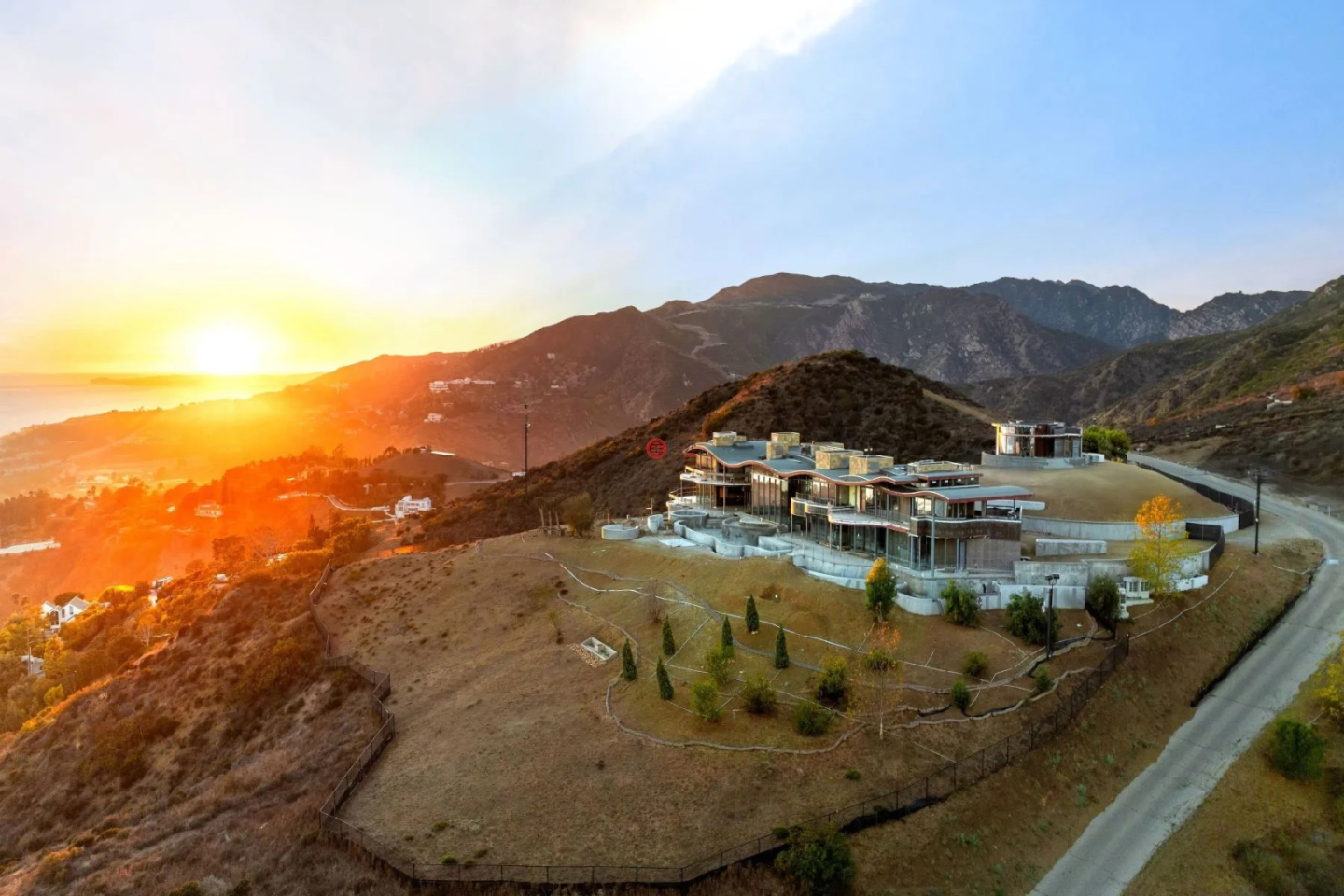 美国加州马里布的独栋别墅，2930 Sweetwater Mesa Road，编号77944574