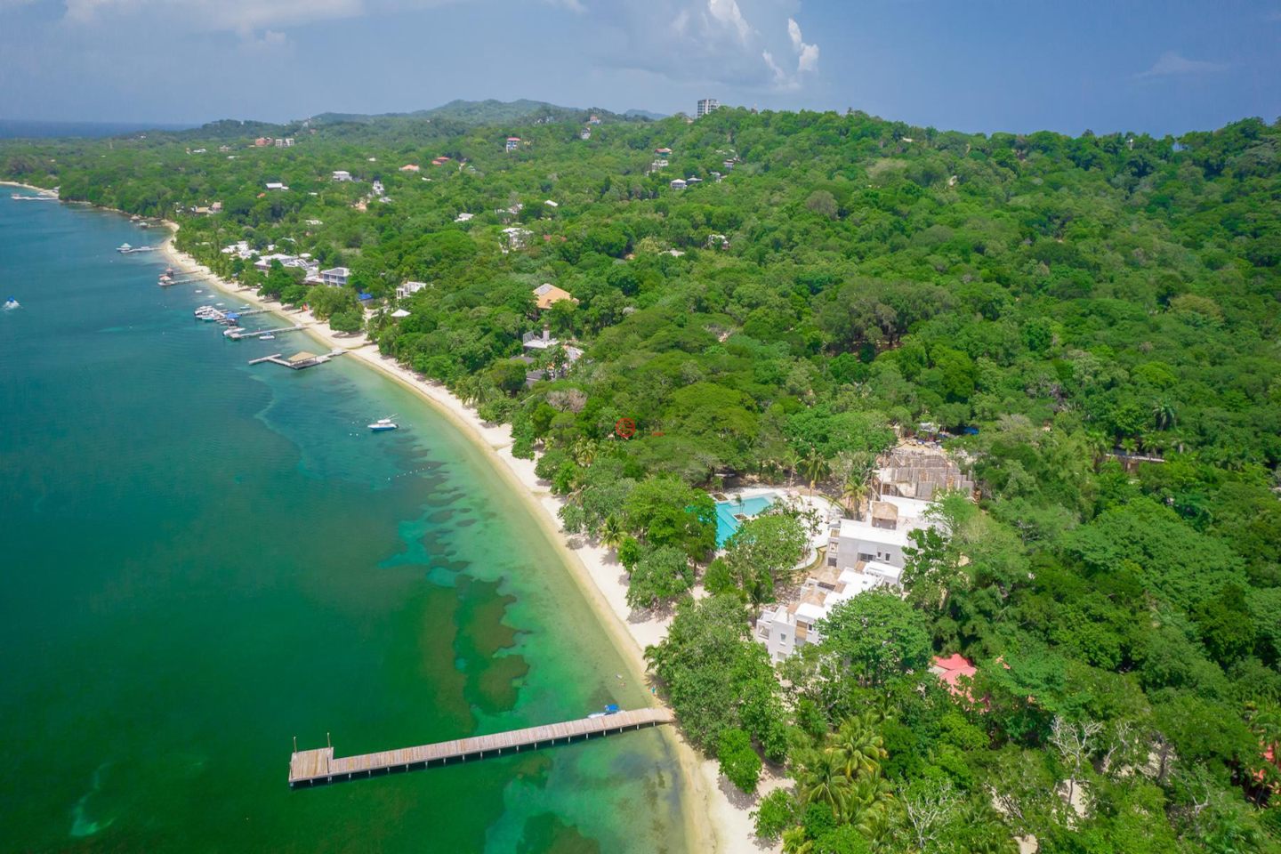 洪都拉斯海湾群岛Roatán的公寓，Oceanfront Condominium D9 Watercolors Resort 3rd Floor Building D，编号76872740