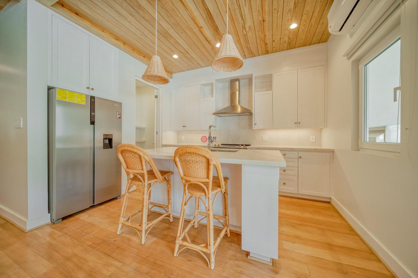 洪都拉斯海湾群岛Roatán的公寓，Oceanfront Condominium D6 Watercolors Resort 3rd Floor Building D，编号76872639