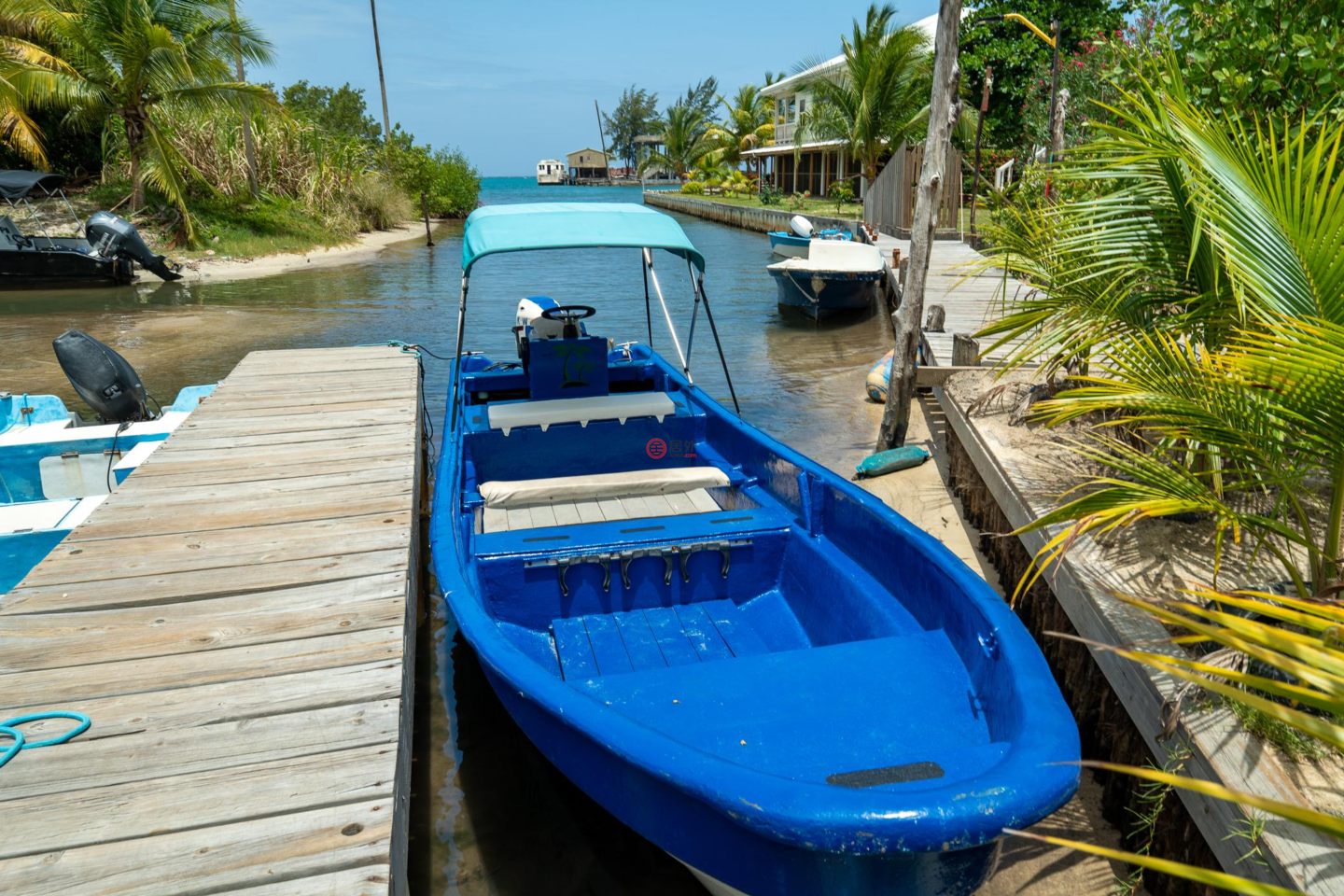 洪都拉斯海湾群岛瓜納哈島的独栋别墅，Ocean View Island Cottage with Boat Dock & Photogenic Views Guanaja，编号78412095