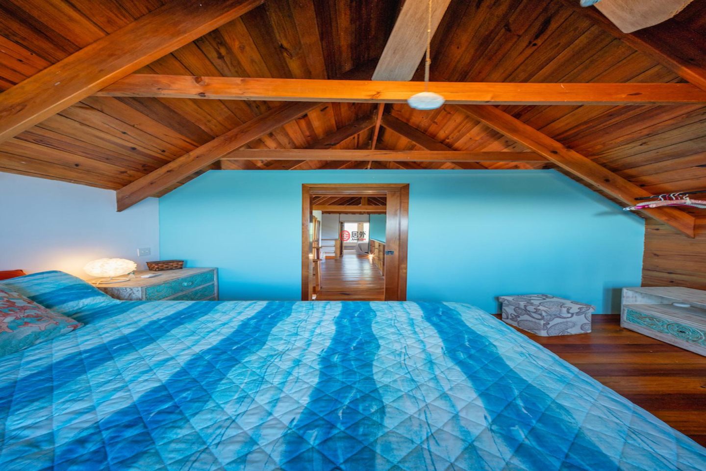 洪都拉斯海湾群岛Roatán的独栋别墅，Ocean View 5 BR Island Style Cottage Flamingo House，编号77263676