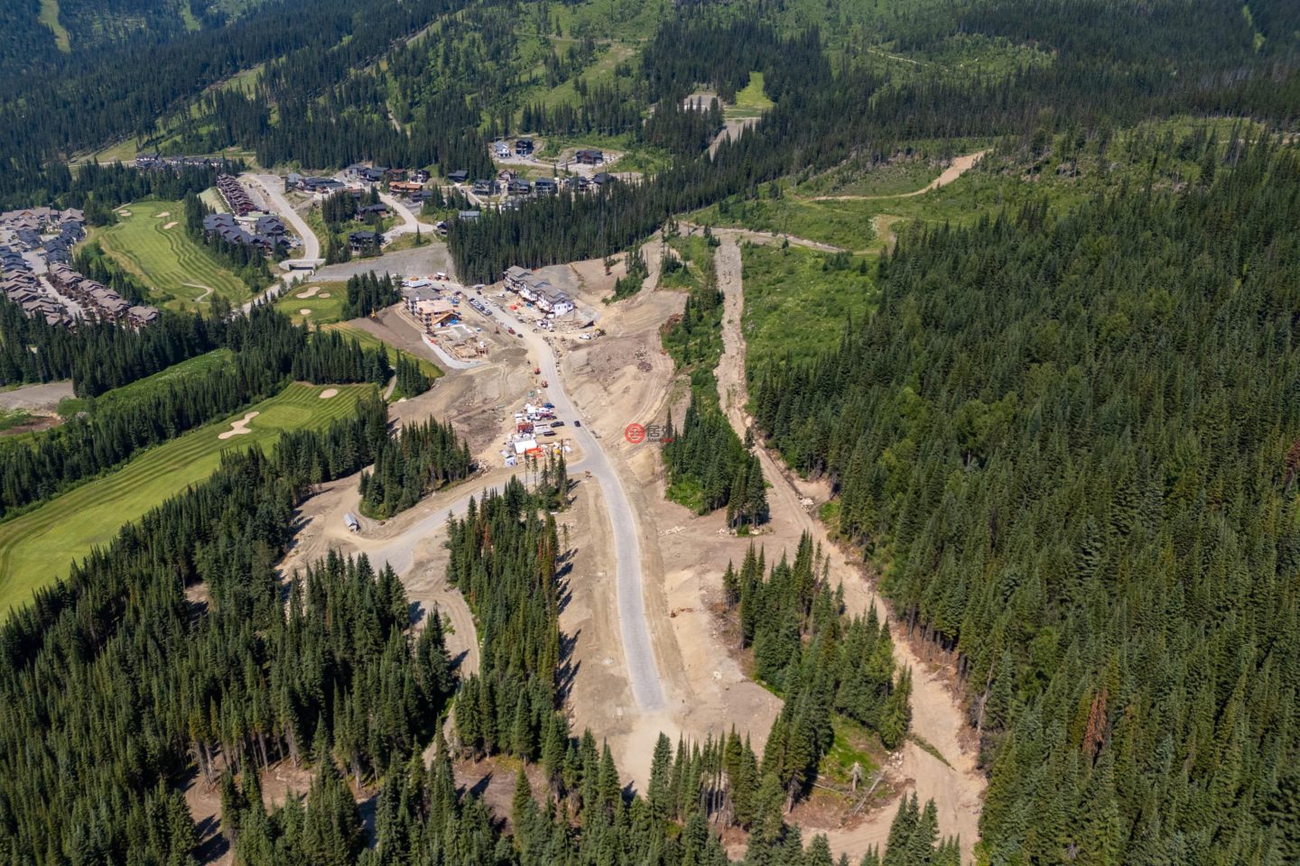 加拿大不列颠哥伦比亚省Sun Peaks的公寓,LOT 4 MCGILLIVRAY LAKE,编号75526920