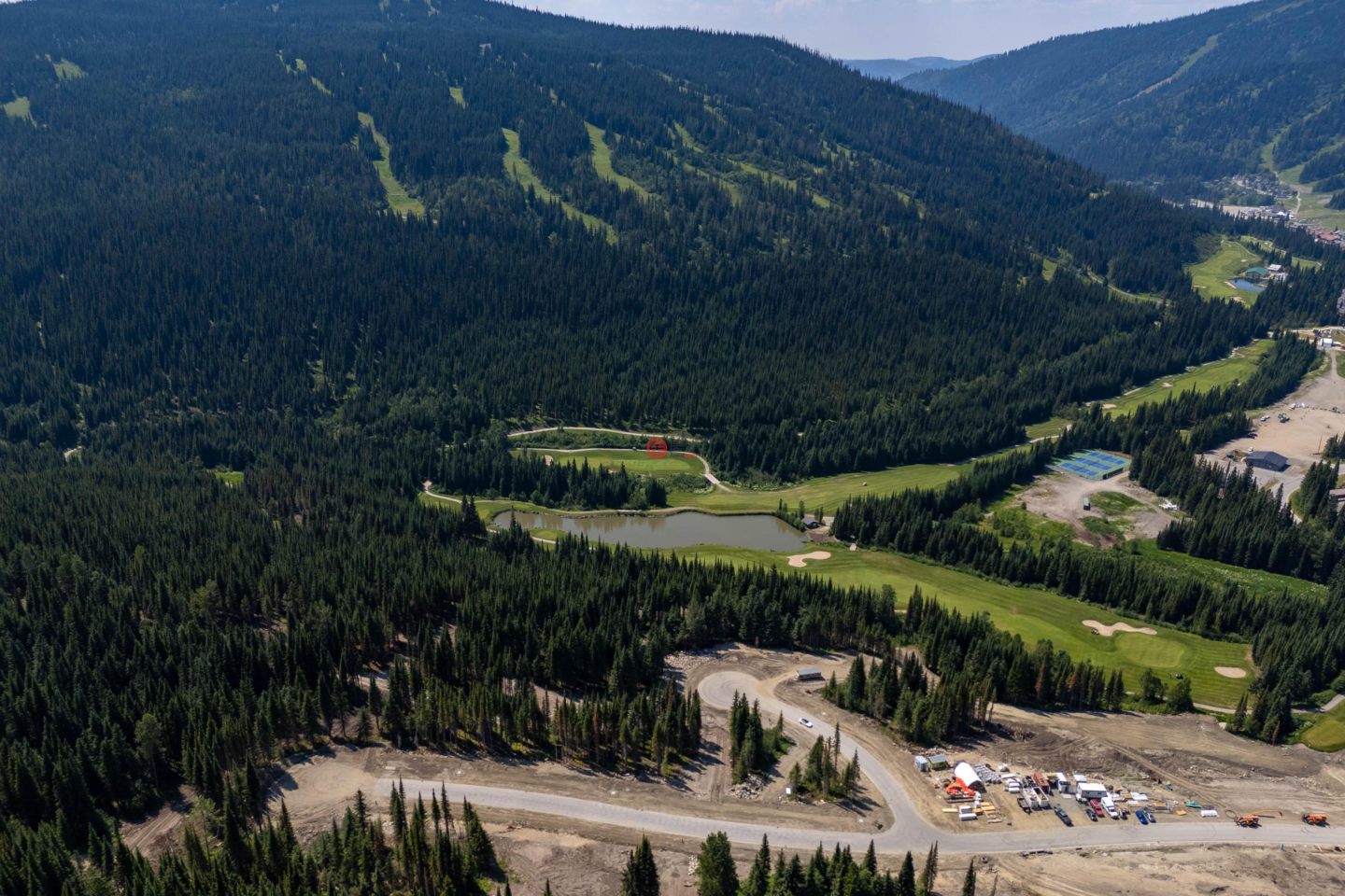 加拿大不列颠哥伦比亚省Sun Peaks的公寓,LOT 4 MCGILLIVRAY LAKE,编号75526920