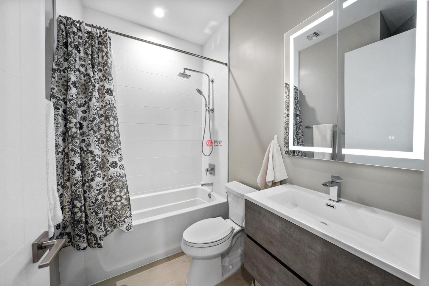 开曼群岛的公寓，458H21，编号78514607