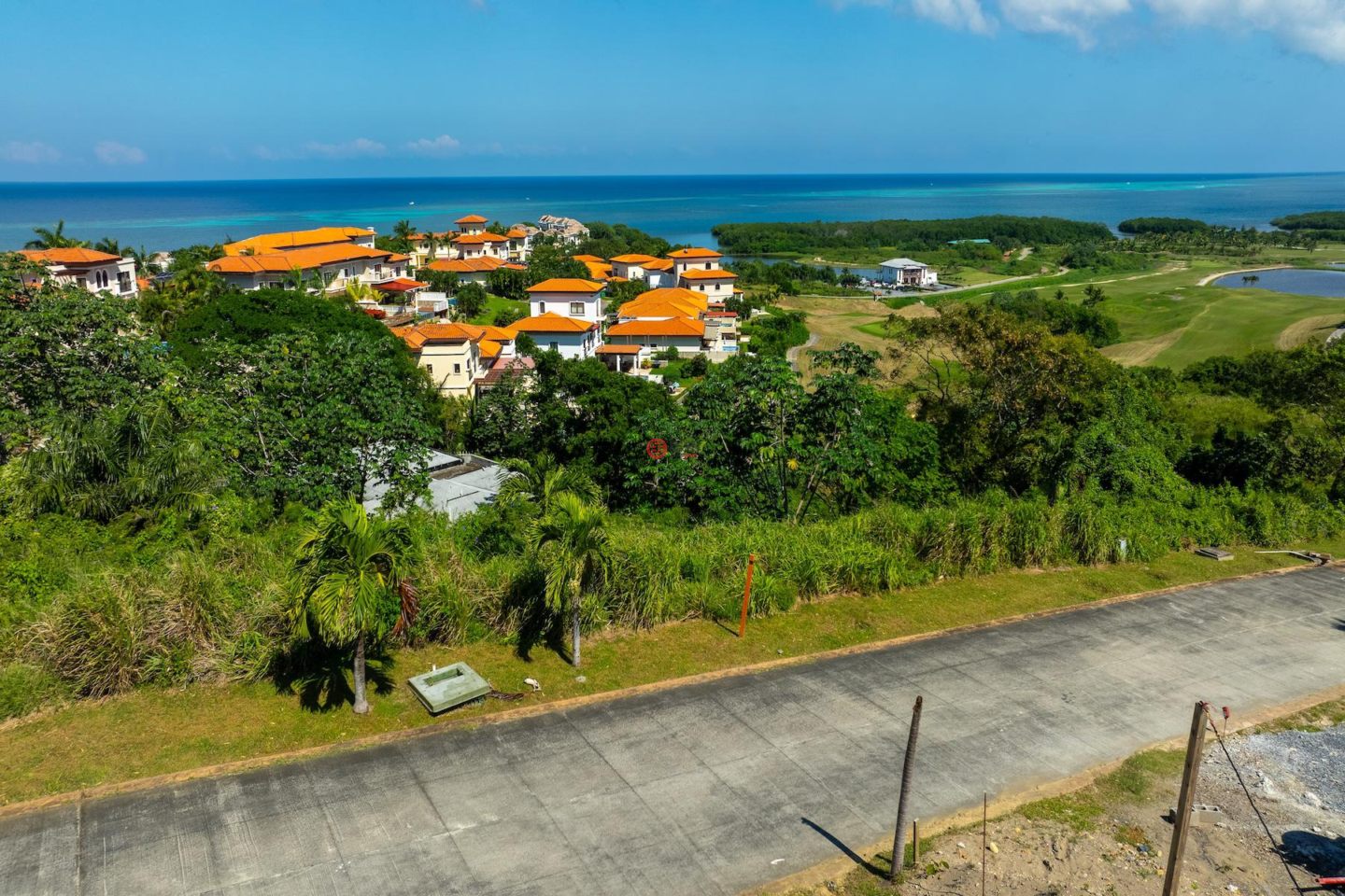 洪都拉斯海湾群岛Roatán的住宅用地，Lot 3004 Coconut Drive - Pristine Bay，编号76628352