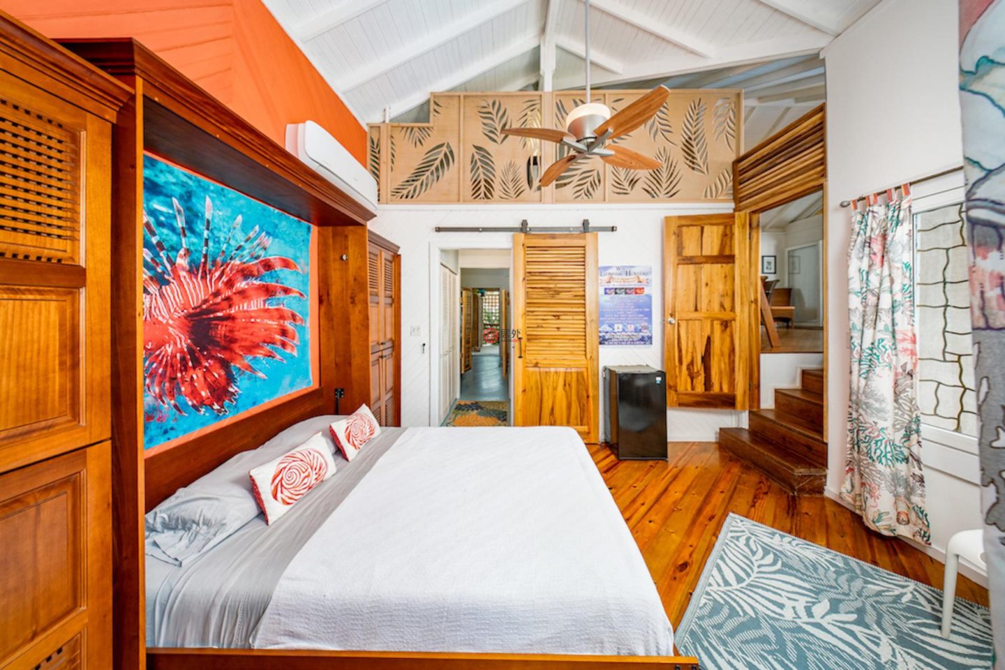 洪都拉斯海湾群岛Roatán的独栋别墅，Island-Style Hillside Haven with Panoramic North Shore Views，编号78473193