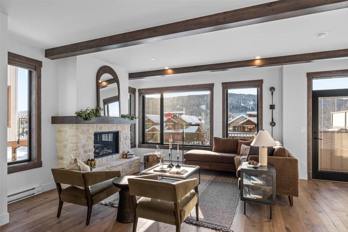 加拿大不列颠哥伦比亚省Sun Peaks的联排别墅，7000 MCGILLIVRAY LAKE，编号75521812