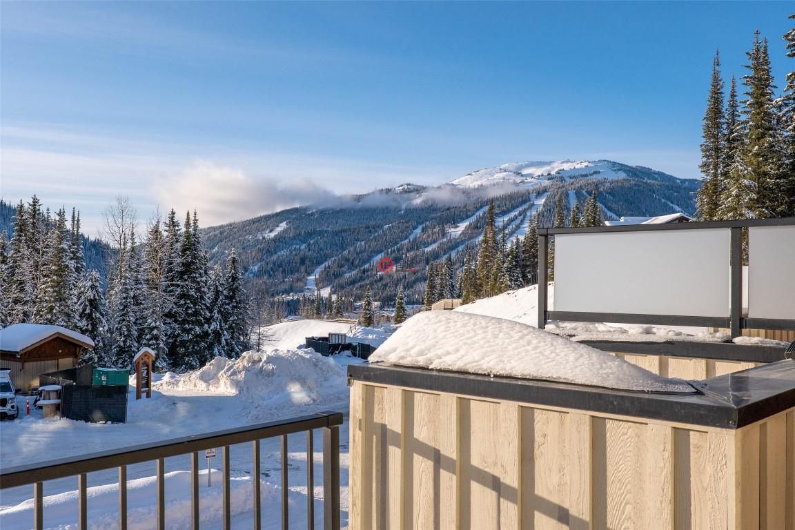 加拿大不列颠哥伦比亚省Sun Peaks的联排别墅，7000 MCGILLIVRAY LAKE，编号75521812