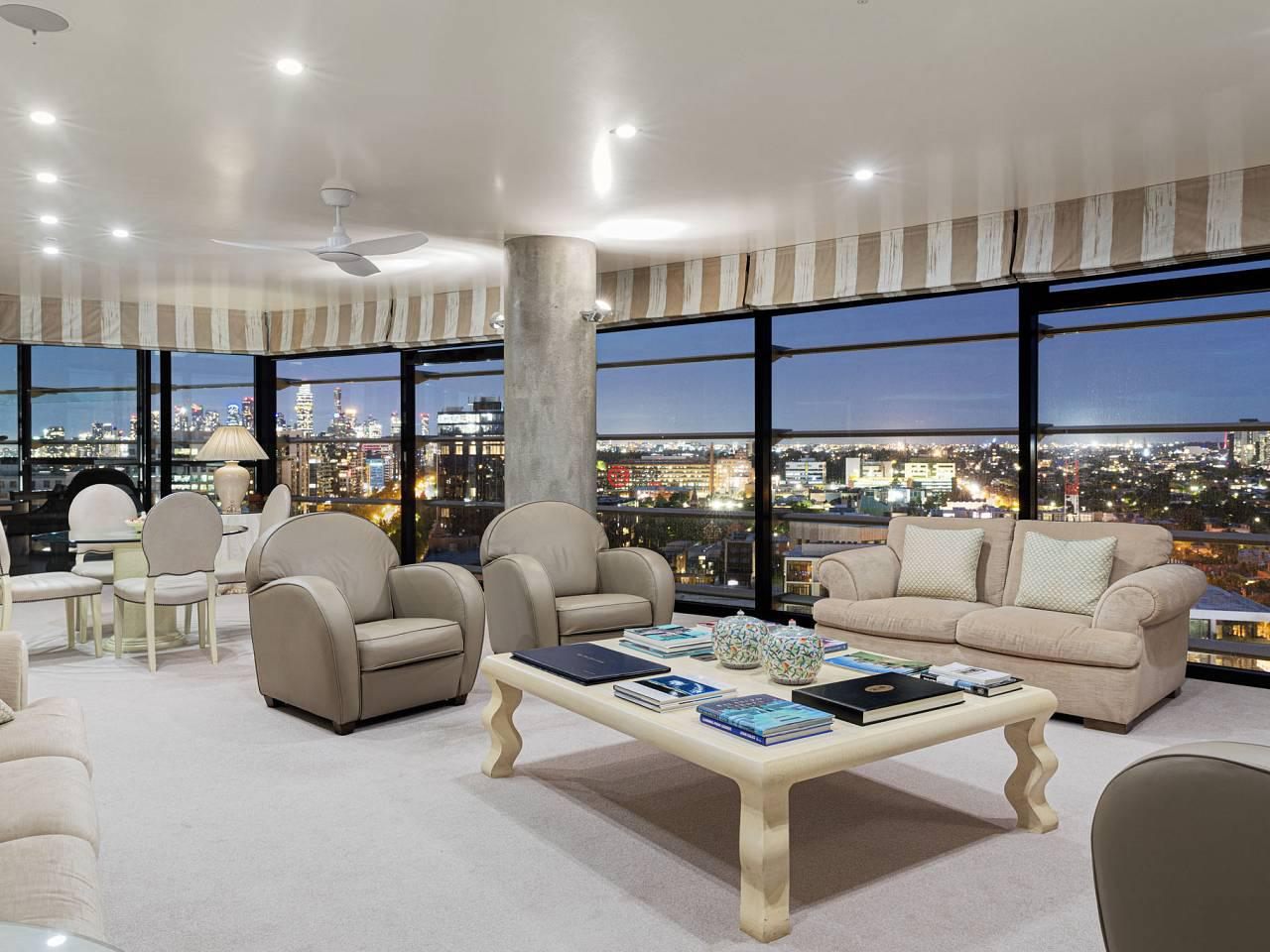 澳大利亚维多利亚州墨尔本的公寓，16A/635-643 St Kilda Road，编号77067417