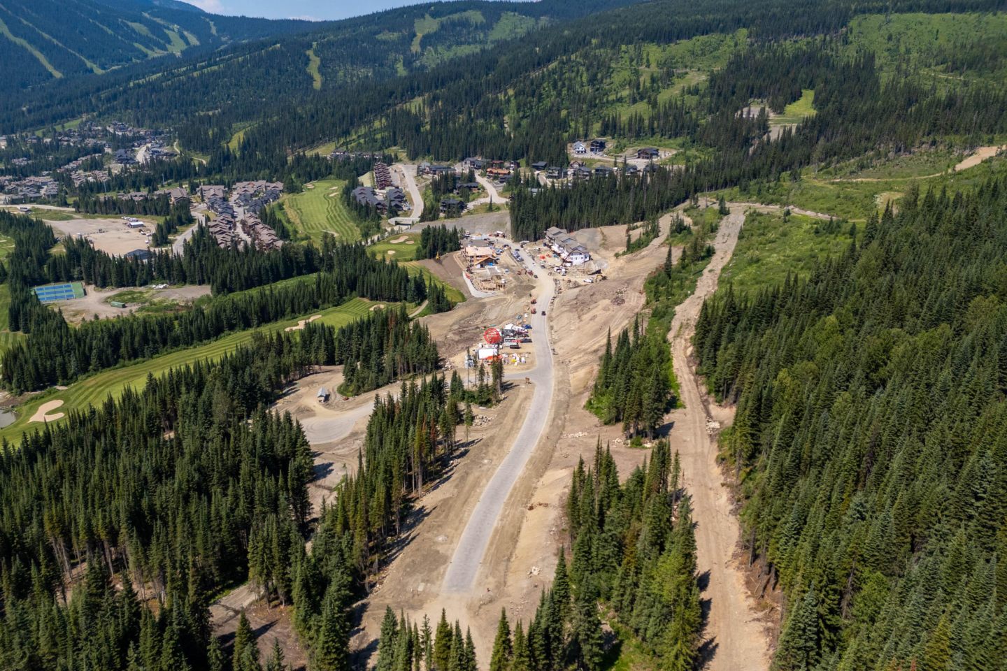 加拿大不列颠哥伦比亚省Sun Peaks的公寓,LOT 10 MCGILLIVRAY LAKE,编号75524092