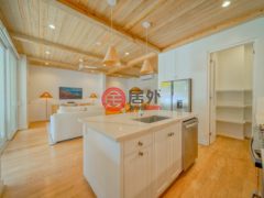 洪都拉斯海湾群岛Roatán的公寓，Oceanfront Condominium D9 Watercolors Resort 3rd Floor Building D，编号76872740
