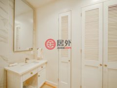 洪都拉斯海湾群岛Roatán的公寓，Oceanfront Condominium D6 Watercolors Resort 3rd Floor Building D，编号76872639