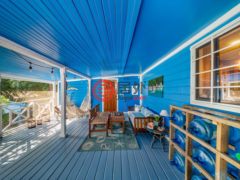 洪都拉斯海湾群岛Roatán的独栋别墅，Casa Seaclusion - 4B/3B Home with Oceanfront Lot，编号76643878