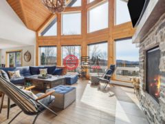 加拿大魁北克Amherst的独栋别墅，121 Ch. du Pavillon-Kanata，编号77161753