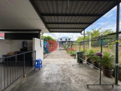 马来西亚沙捞越古晋的独栋别墅，Jalan Segedup Jalan Batu Kawa，编号78057056
