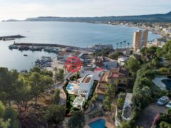 西班牙Illes BalearsCala Blanca的独栋别墅，编号56932683