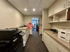 美国密歇根州亨廷顿伍兹的办公室，200 26075 Woodward Ave Avenue，编号77637596