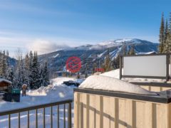 加拿大不列颠哥伦比亚省Sun Peaks的联排别墅，7000 MCGILLIVRAY LAKE，编号75521812