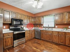 美国俄亥俄州兰开斯特的独栋别墅，None 1409 Hillbrook Drive NE，编号78415067