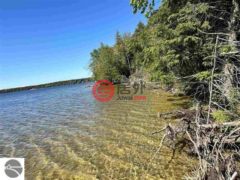 美国密歇根州Beaver Island的住宅用地，None Lots 56 & 57 Spaulding Drive，编号77885732