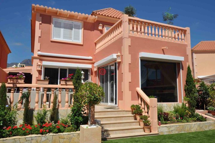 西班牙adeje的独栋别墅