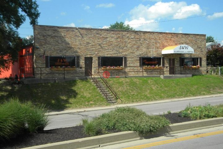 美国印地安那州印第安纳波利斯总占地1678平方米的商业地产