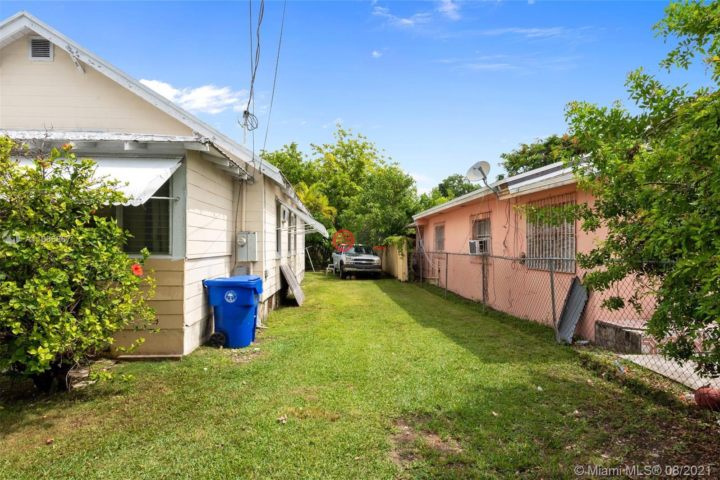 美国迈阿密2卧1卫的公寓