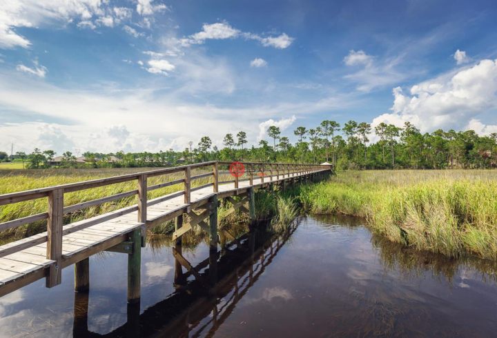 美国密西西比州海泉市4卧3卫的公寓