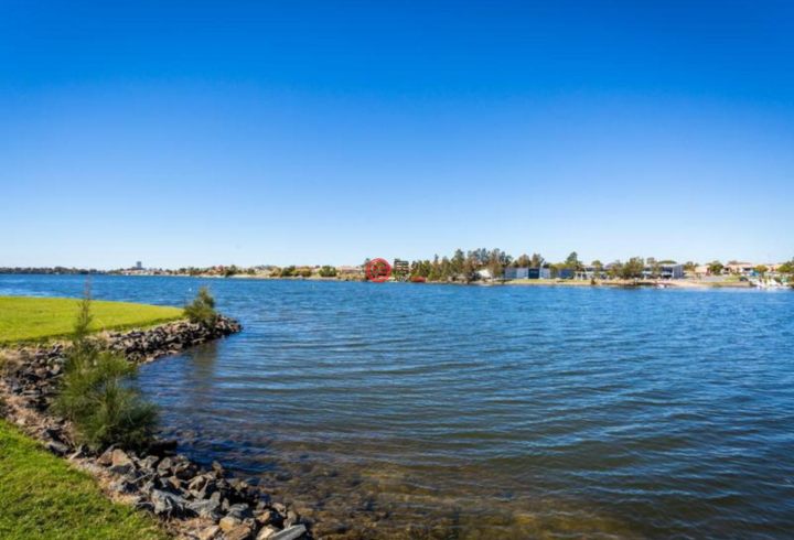 澳洲昆士兰varsitylakes2卧2卫的公寓