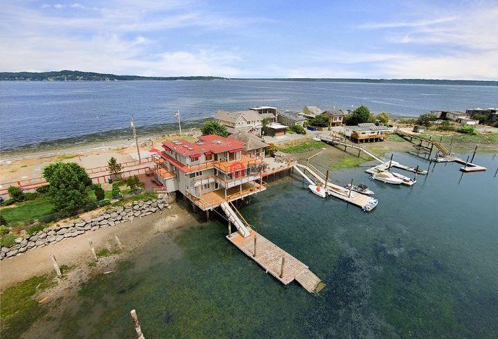 美国华盛顿州班布里奇岛3卧2卫的房产